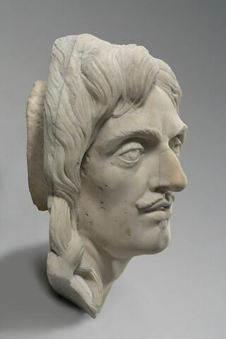 Tête de la statue funéraire du duc Anne de Noailles, image 2/4