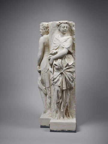 Deux cariatides formant l'angle de la chaire, image 3/7