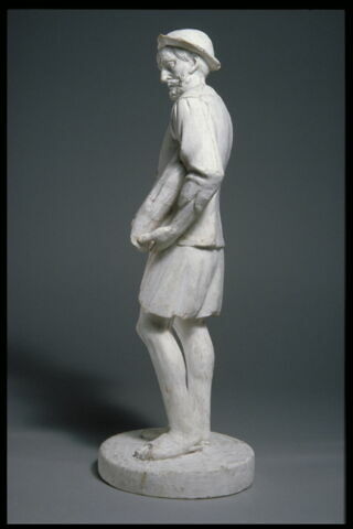 Bûcheron en costume du XVI siècle, image 2/4