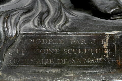 Louis XV porté sur un pavois par trois soldats, image 35/36