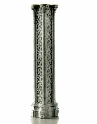 Support formé de colonnettes et d'un décor de fleurs de lys, image 5/8