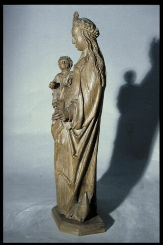 La Vierge portant l'Enfant debout sur un croissant, image 6/8