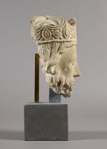 Tête d'homme couronné, image 5/10
