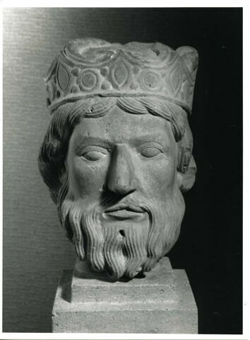 Tête d'homme couronné, image 9/10