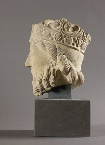 Tête d'homme couronné, image 2/10