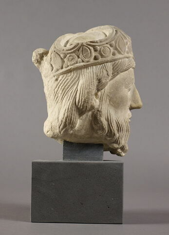 Tête d'homme couronné, image 4/10