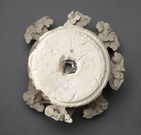 Chapiteau décoré de feuilles et de crochets, image 11/11