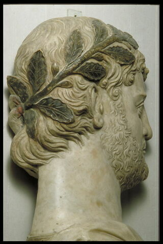 Portrait idéal de l'empereur Hadrien, image 3/5