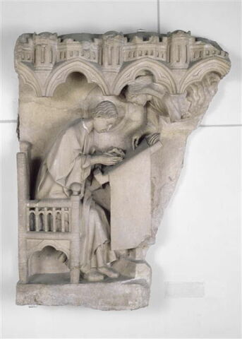 L'évangéliste saint Matthieu écrivant sous la dictée de l'ange, image 2/3