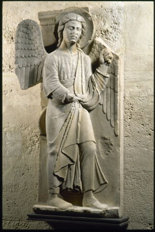 Un ange thuriféraire, image 4/7