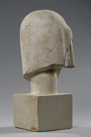 Tête de femme aux yeux clos, image 6/11