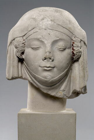 Tête de femme aux yeux clos, image 9/11