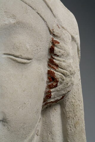 Tête de femme aux yeux clos, image 11/11
