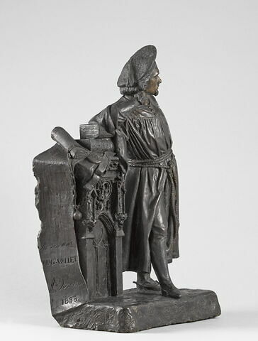 Auguste Vallet de Viriville (1815-1868) en costume de fantaisie, accoudé à un meuble gothique, image 3/10