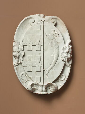 Armoiries de Valentine Balbiani. Element du monument funéraire de Valentine Balbiani (1518-1572), épouse de René de Birague