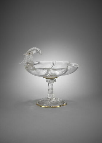 Coupe en forme de coquille, image 3/7