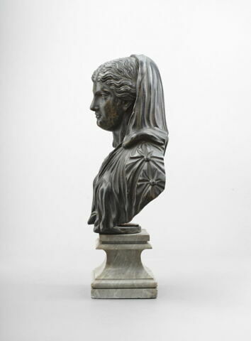 Buste de femme, image 3/5