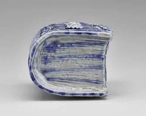 Livre relié feint, image 3/7