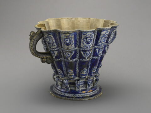 Jardinière à deux anses (?), image 3/3