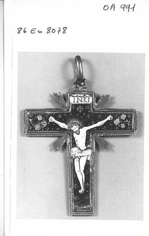 Pendentif en forme de croix : d'un côté le Christ, de l'autre la Vierge, image 6/6