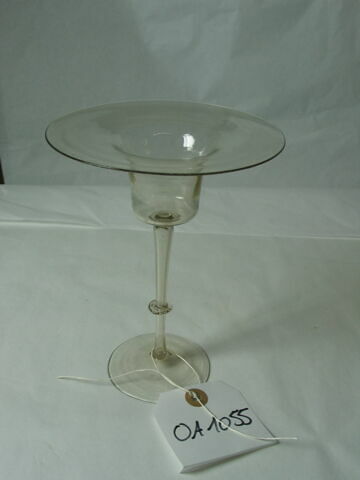 Verre à tige, image 2/5