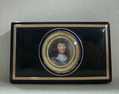 Tabatière avec portrait de Louis XIV