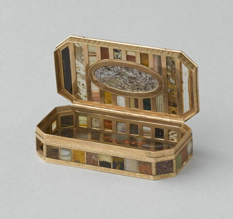 Tabatière octogone, image 15/15