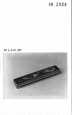 Petite boîte à cure-dents, image 2/2