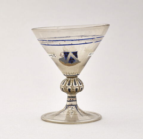 Verre à jambe, image 3/6