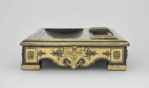 Ecritoire à fond de cuivre marqueté d'écaille, image 5/6