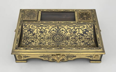 Ecritoire à fond de cuivre marqueté d'écaille, image 6/6