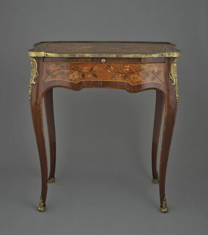Petite table à écrire, image 3/7