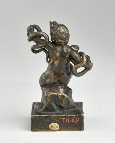 Statuette : Hercule enfant étouffant un python, image 2/4