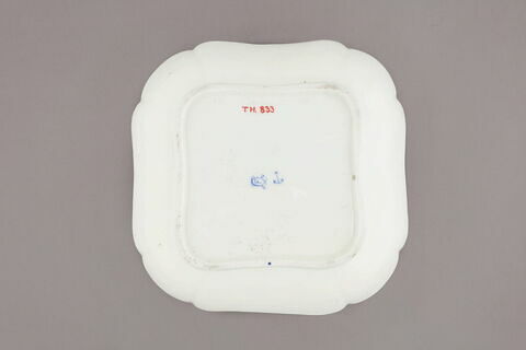 Compotier, d'un ensemble de trois (TH 831 à 833), d'un service (TH 809 à 1066), image 2/3
