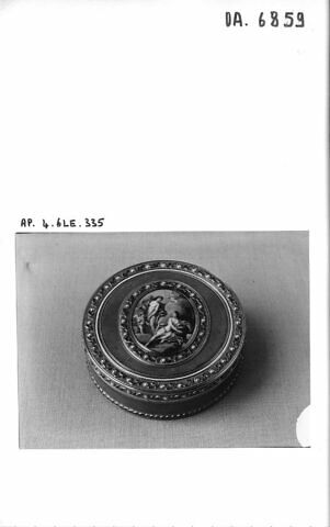 Bonbonnière ronde, image 5/5