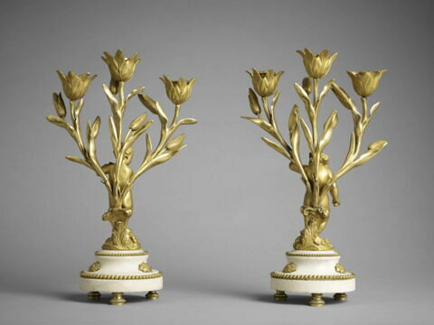 Petit candélabre à trois lumières d'une paire (OA 6892 2), image 3/3