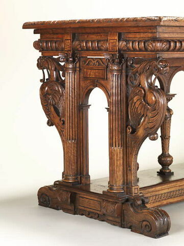 Table à éventail à décor de chimères, image 6/12
