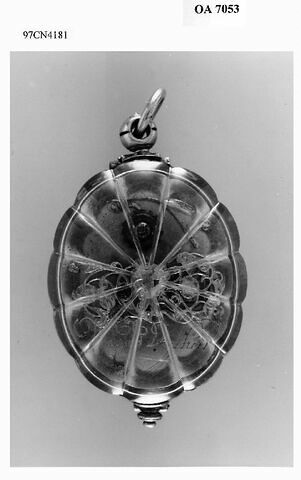 Montre ovale polylobée, image 6/6