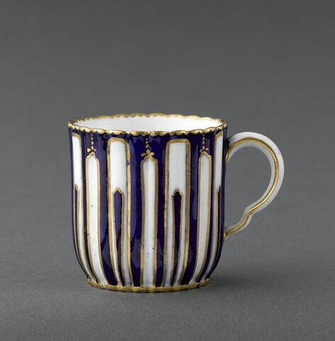 Tasse et soucoupe, image 6/7