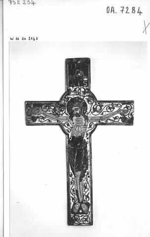 Plaque émaillée : Christ en croix de Cherves, image 9/9