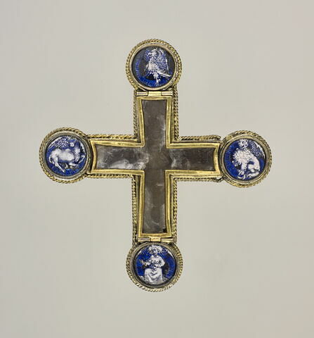 Croix-reliquaire avec quatre médaillons représentant le tétramorphe