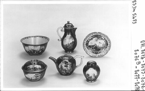 Théière, d'un service (OA 8074-8090), image 3/3