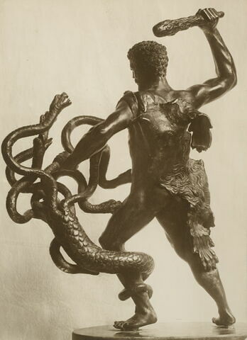 Groupe sculpté : Hercule et l'hydre, image 6/6