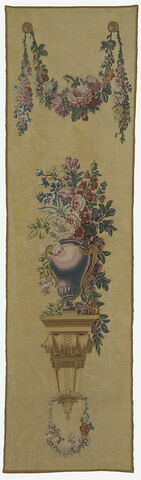 Vase de fleurs, de la tenture de l'Histoire de Don Quichotte tissée pour le baron de Breteuil, image 1/2