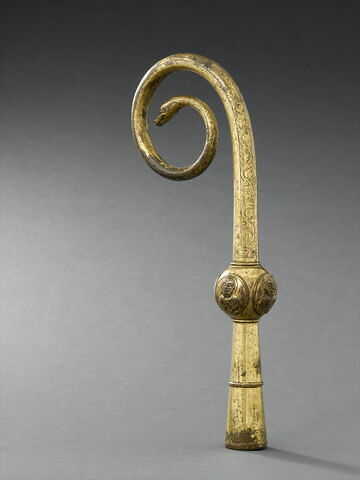 Crosse romane terminée par une tête de serpent ou de dragon, image 4/5