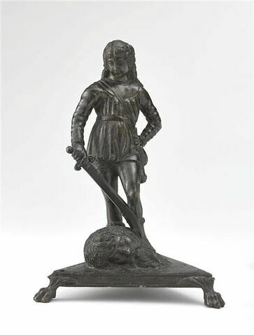 Statuette : David vainqueur de Goliath