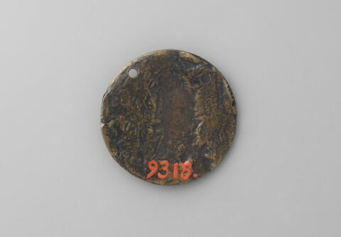 Plaquette : tête de satyre de profil à gauche, image 2/2