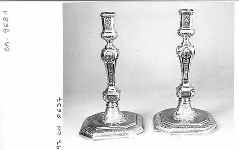 Paire de flambeaux, image 12/14