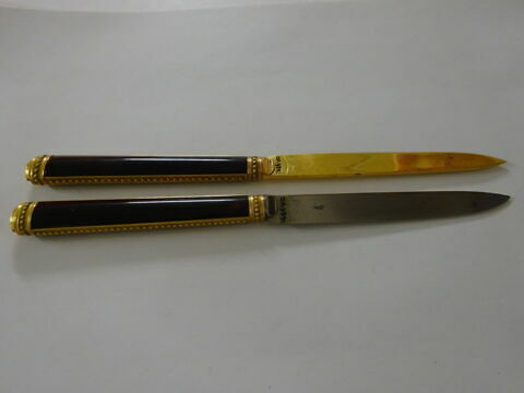 Paire de couteaux à dessert, image 4/5