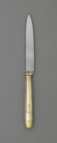 Un couteau à dessert, image 2/3